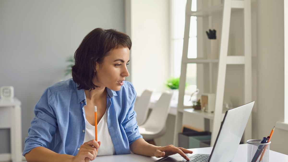 Alumna cursando online el Certificado de Profesionalidad gratuito en Creación y Gestión de Microempresas