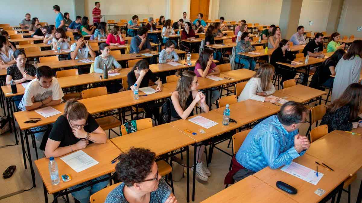 El truco para estudiar de una funcionaria que ha conseguido superar las oposiciones A1: “no ha sido ni repasar ni leer muchas veces ni hacer muchos test”