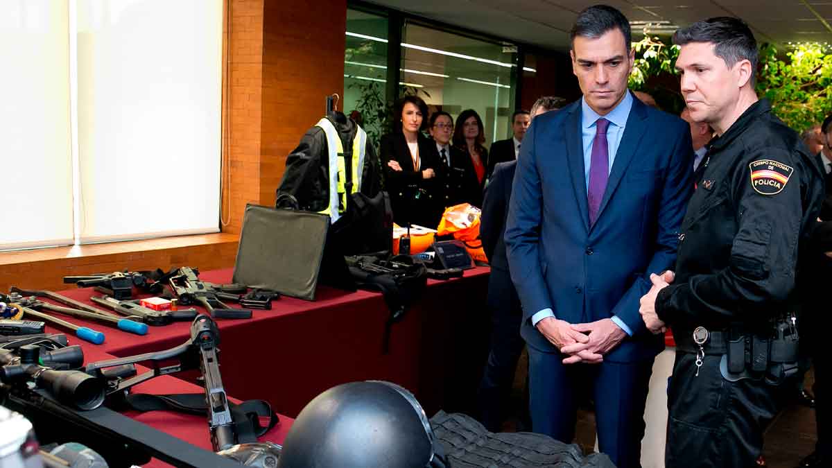 El Gobierno aprueba la convocatoria de 6.032 nuevas plazas para la Policía Nacional y la Guardia Civil este 2025