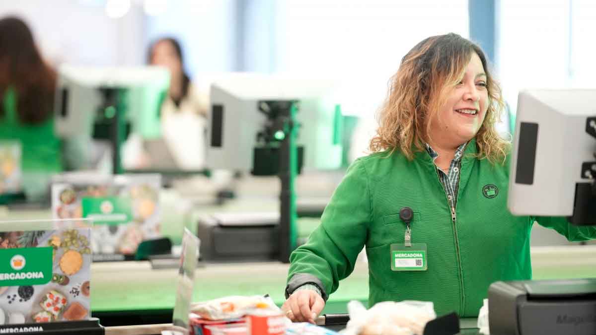 Mercadona anuncia la campaña de contratación para el verano.