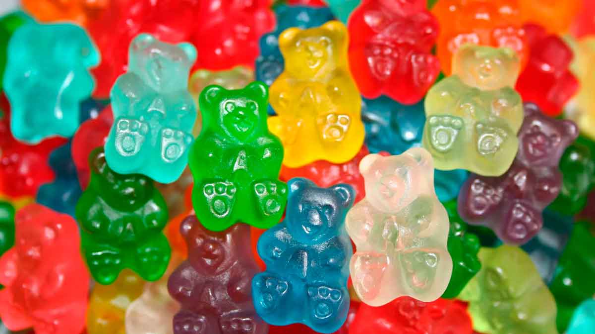 Haribo lanza una oferta de empleo para trabajar en su fábrica.