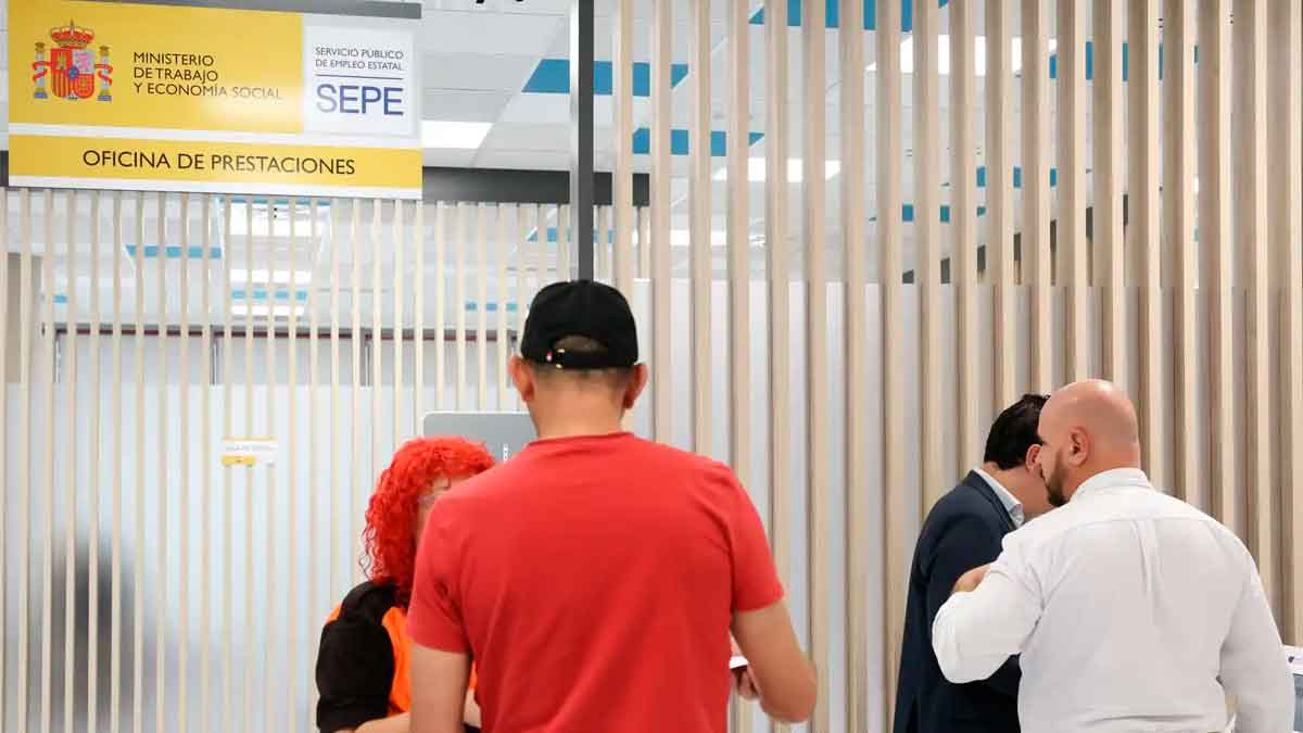 Ayudas de 600 euros para mayores de 50 años.