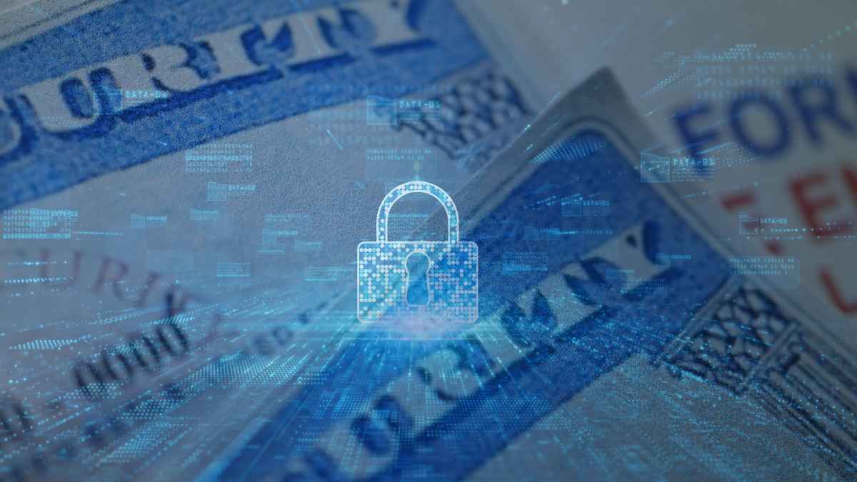 Documento del Seguro Social con icono de candado digital, simbolizando bloqueo de cuentas si no se hace el trámite