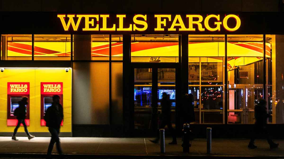 Sucursal de Wells Fargo en Estados Unidos, banco que cerrará cuentas inactivas a partir de abril de 2025