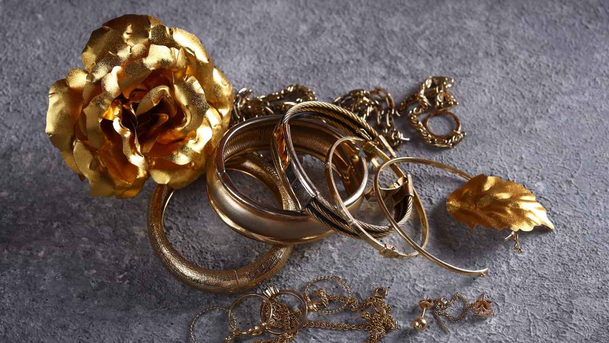 Joyas de oro halladas valoradas en 7 millones de euros: medallones, anillos y cadenas