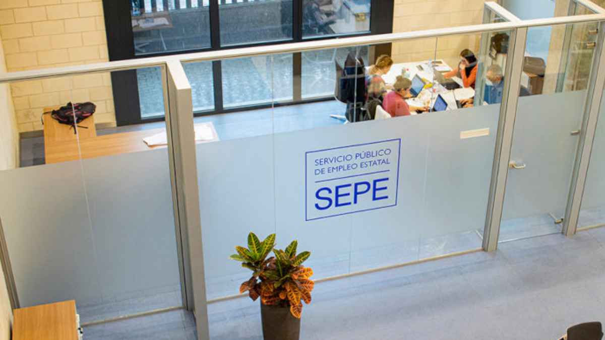 Interior oficina SEPE gestión reclamación, 8509 euros por viajes no comunicados