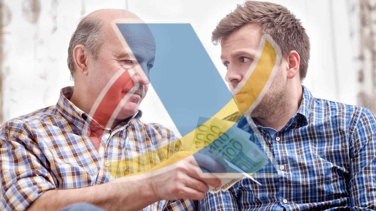Padre entrega billetes de 100 € a su hijo con el logo de Hacienda, alerta por transferencias familiares superiores a 3.000 euros