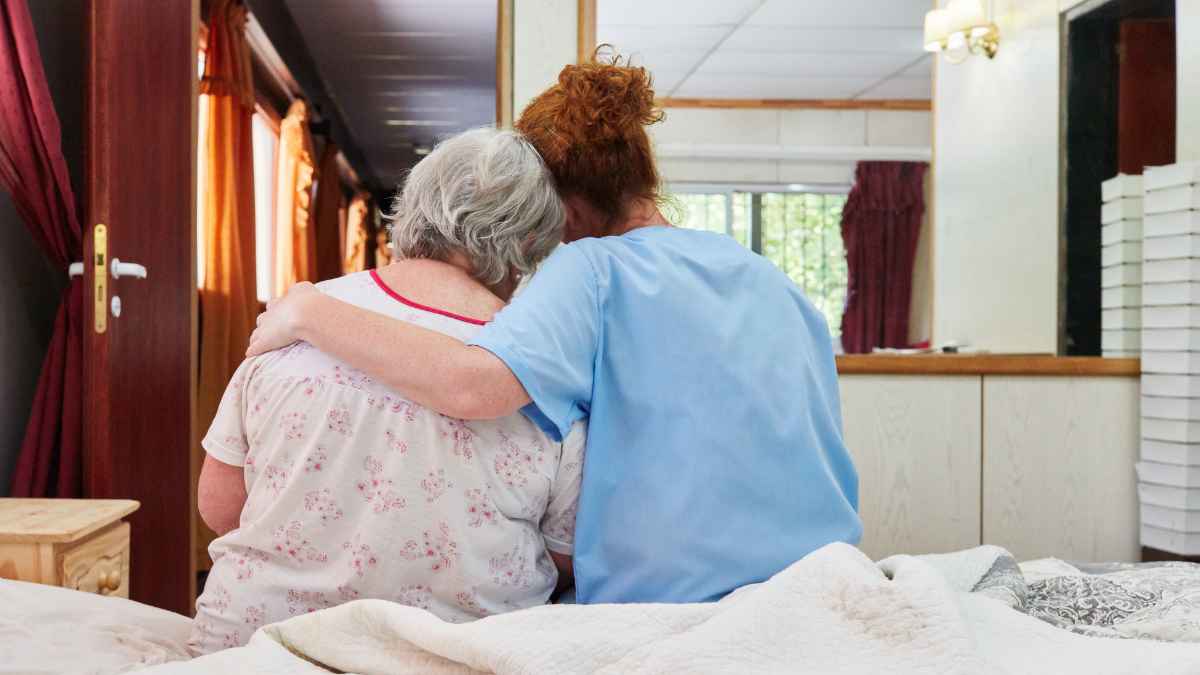 Viuda de 68 años consolada tras perder su vivienda familiar por donación de 600.000 euros a sus hijos