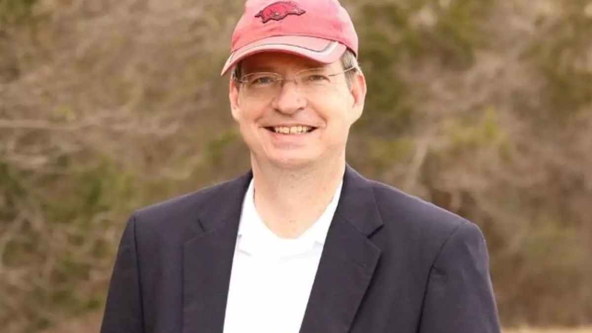 Hombre de 52 años, jubilado anticipadamente que agota su herencia de seis cifras y busca volver a trabajar