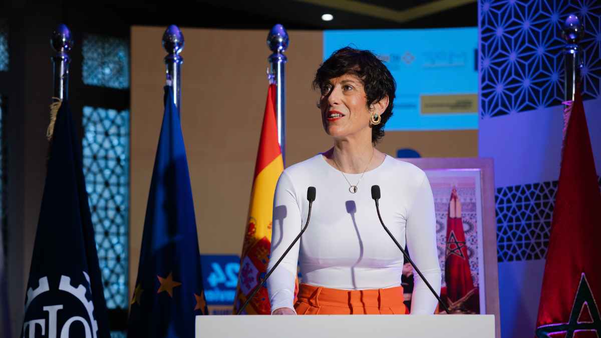 La ministra de Inclusión, Seguridad Social y Migraciones, Elma Saiz, anuncia el regreso paulatino al trabajo tras 90 días de baja médica