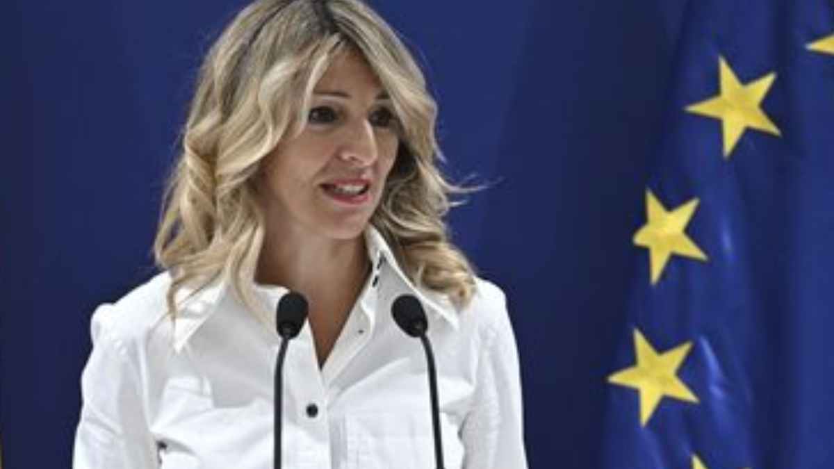 Ministra de Trabajo anuncia en rueda de prensa las nuevas reglas del subsidio SEPE para mayores de 52 años que entrarán en vigor en 2026