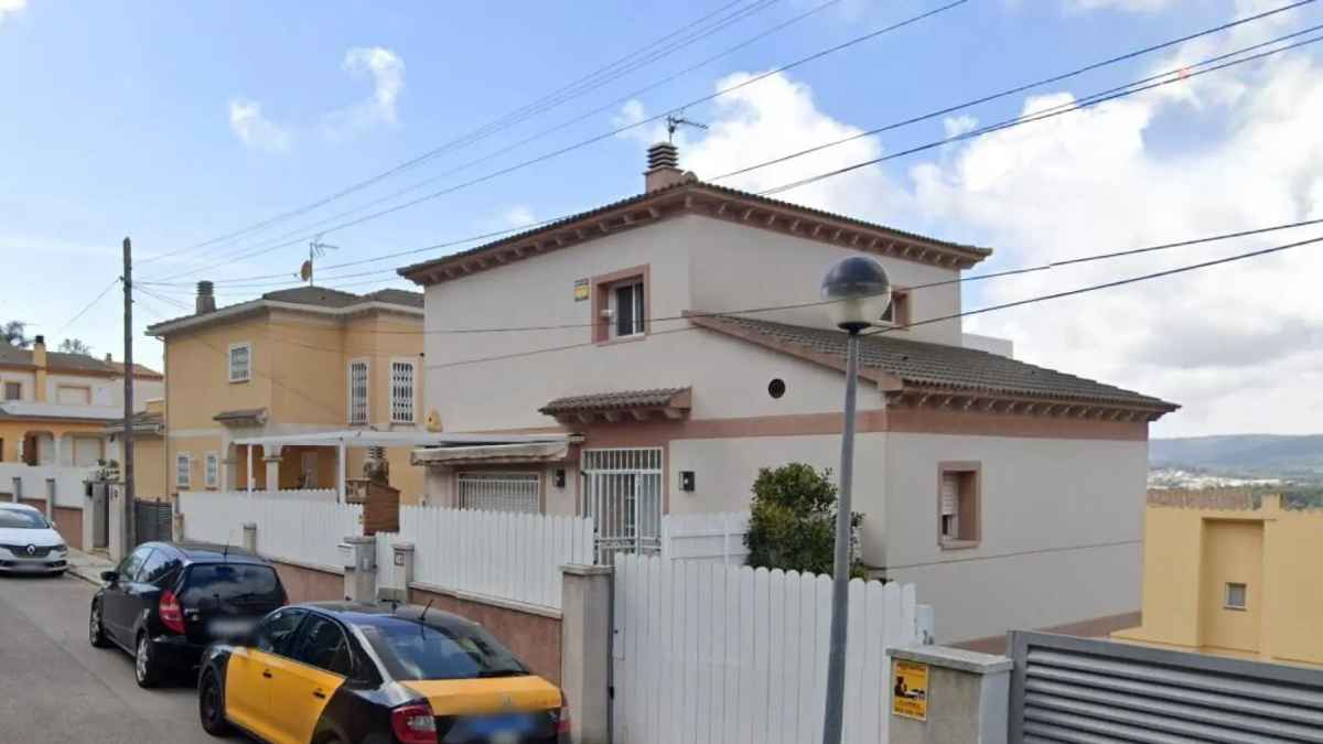 Chalet independiente en El Vendrell Tarragona que se subasta desde 1 euro con vistas al mar