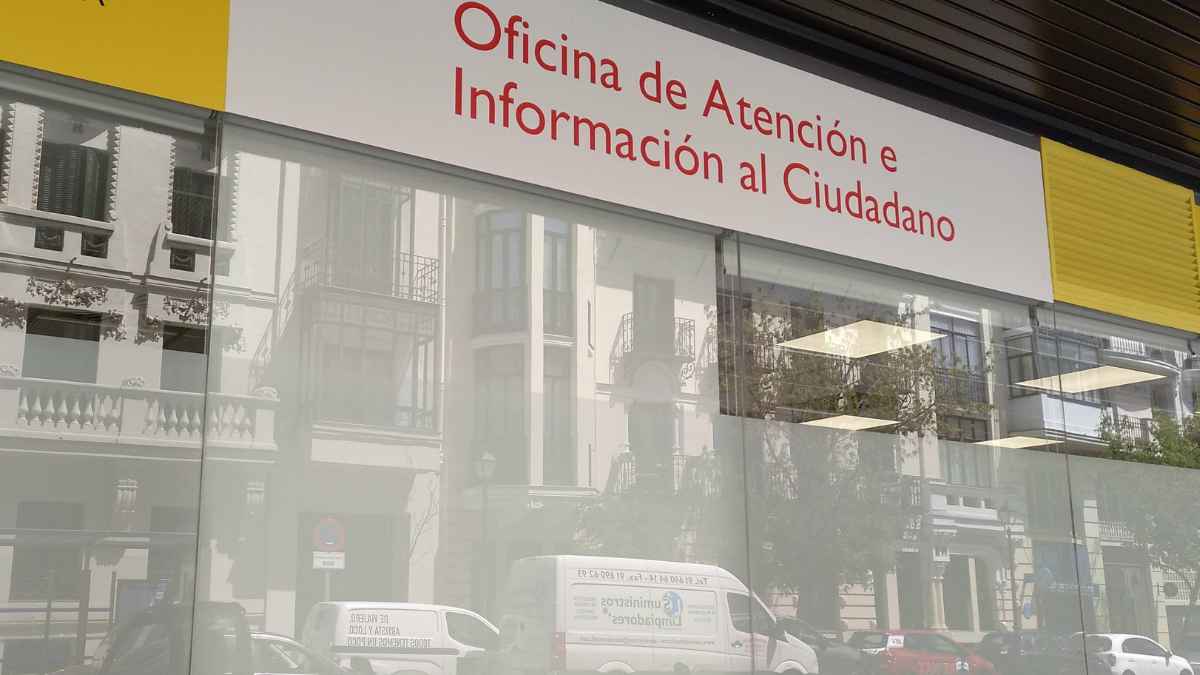Oficina pública de atención al ciudadano donde se utiliza ChatGPT poniendo en riesgo los datos personales