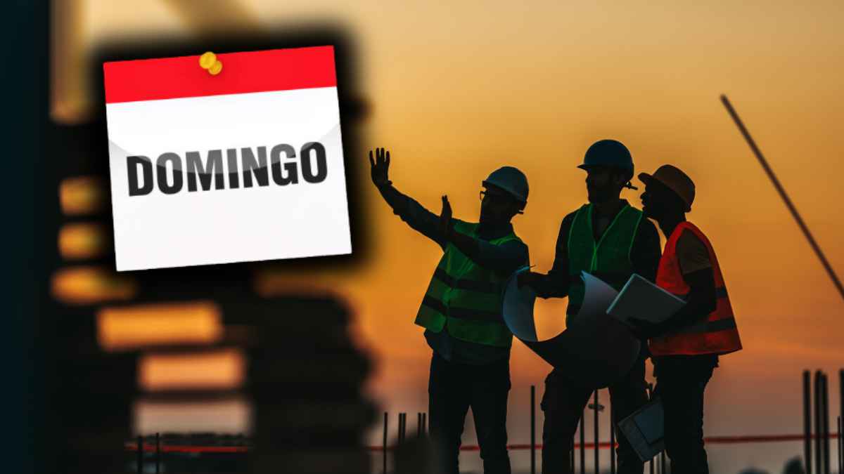 Trabajadores de construcción revisando planos en domingo según Estatuto de los Trabajadores