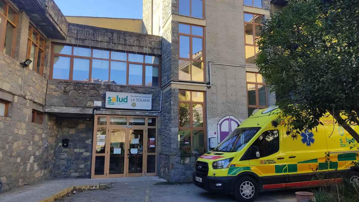 Centro sanitario del Servicio Aragonés de Salud donde se investiga a un médico por cobrar horas extra no realizadas.
