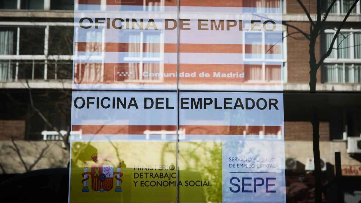 Oficina del SEPE en Madrid, lugar de tramitación para el subsidio de mayores de 52 años y empleo.