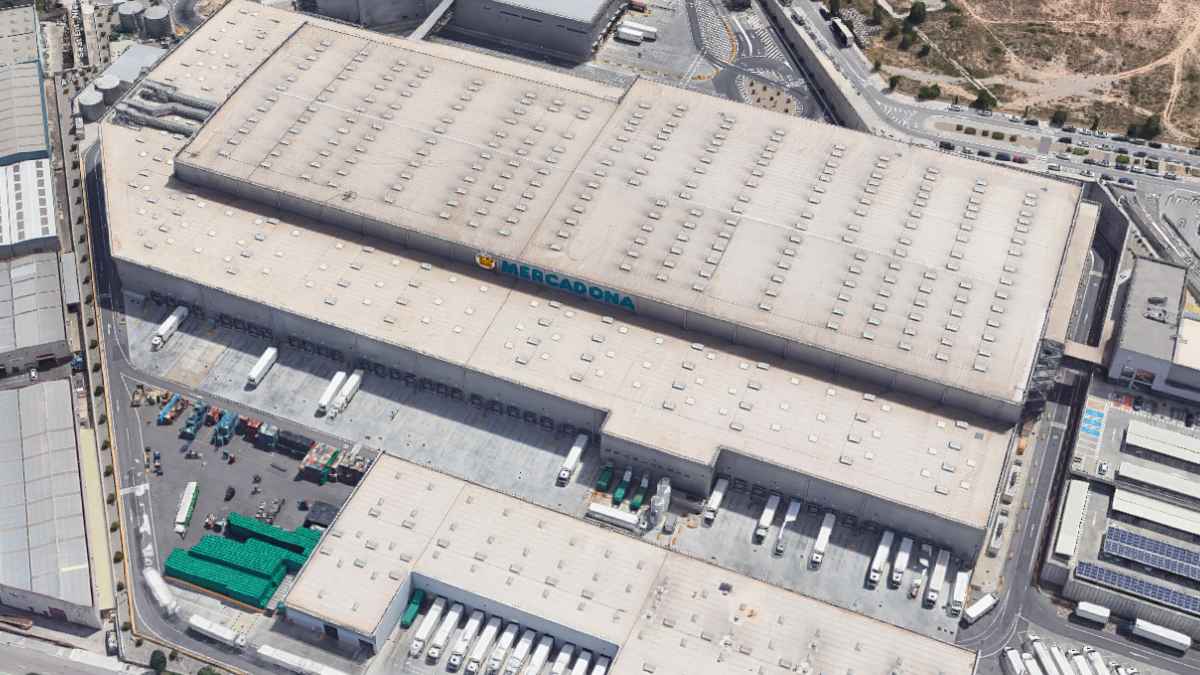 Fábrica de pan de Mercadona en Abrera Barcelona vista aérea