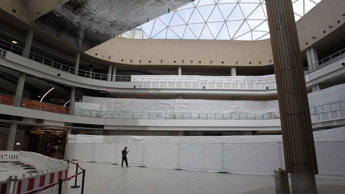 Ampliación de Marineda City con nueva plaza central en obras