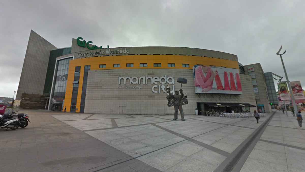 Centro comercial Marineda City en A Coruña, nueva tienda Pepco con ofertas de empleo para cajeros y reponedores