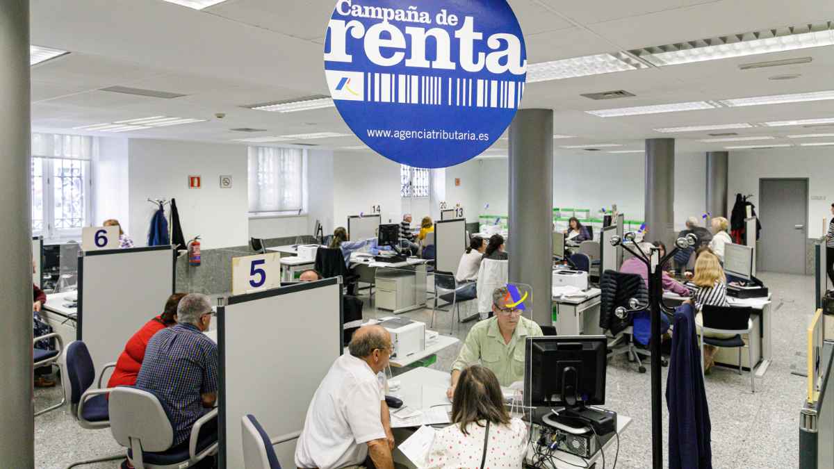Oficina de la Agencia Tributaria en la campaña de la Renta 2025