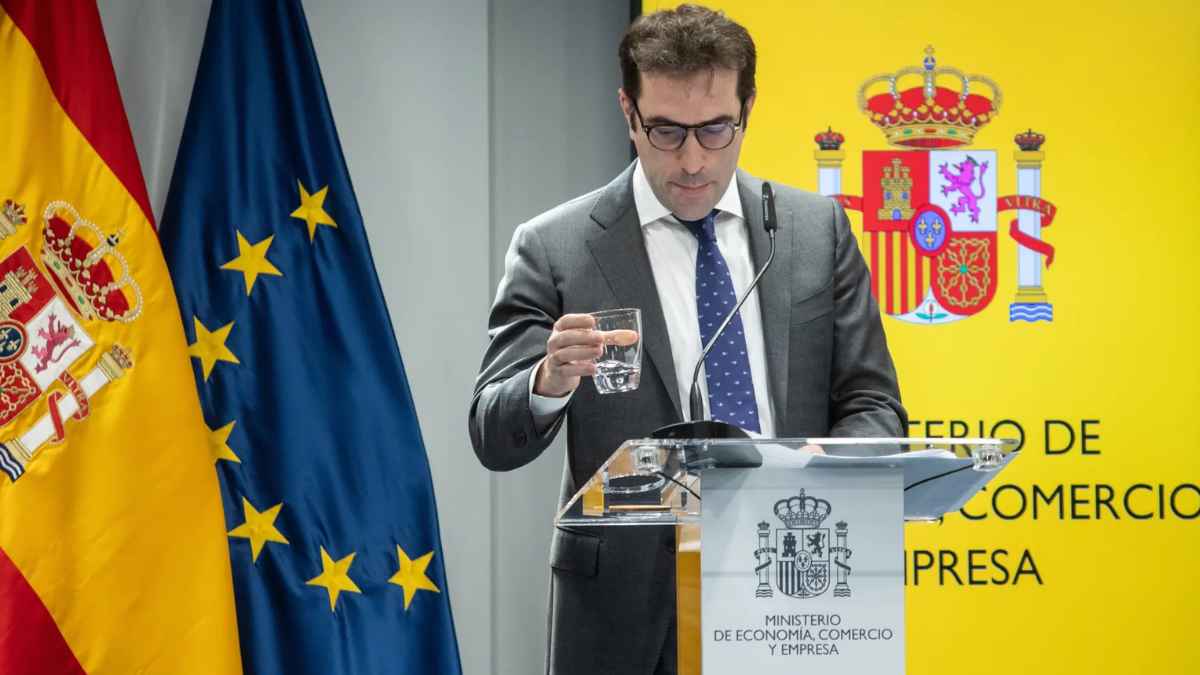 Presentación de la mochila austriaca en España por el Ministerio de Economía