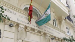 seguridad social granada fachada edificio inss junta andalucia