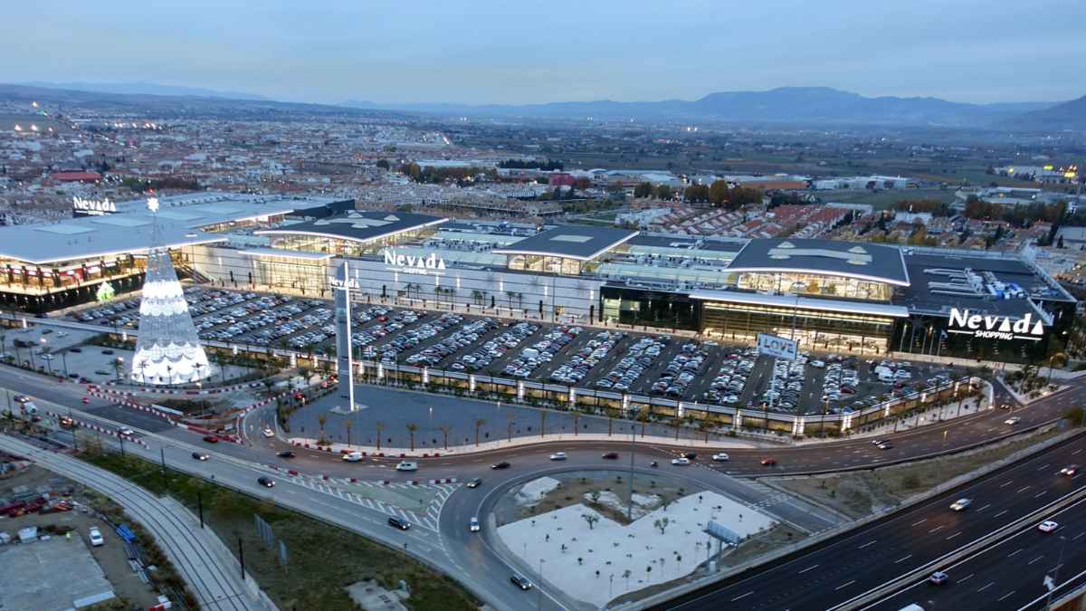 Centro comercial Nevada Armilla Granada MediaMarkt ofertas empleo Black Friday Navidad