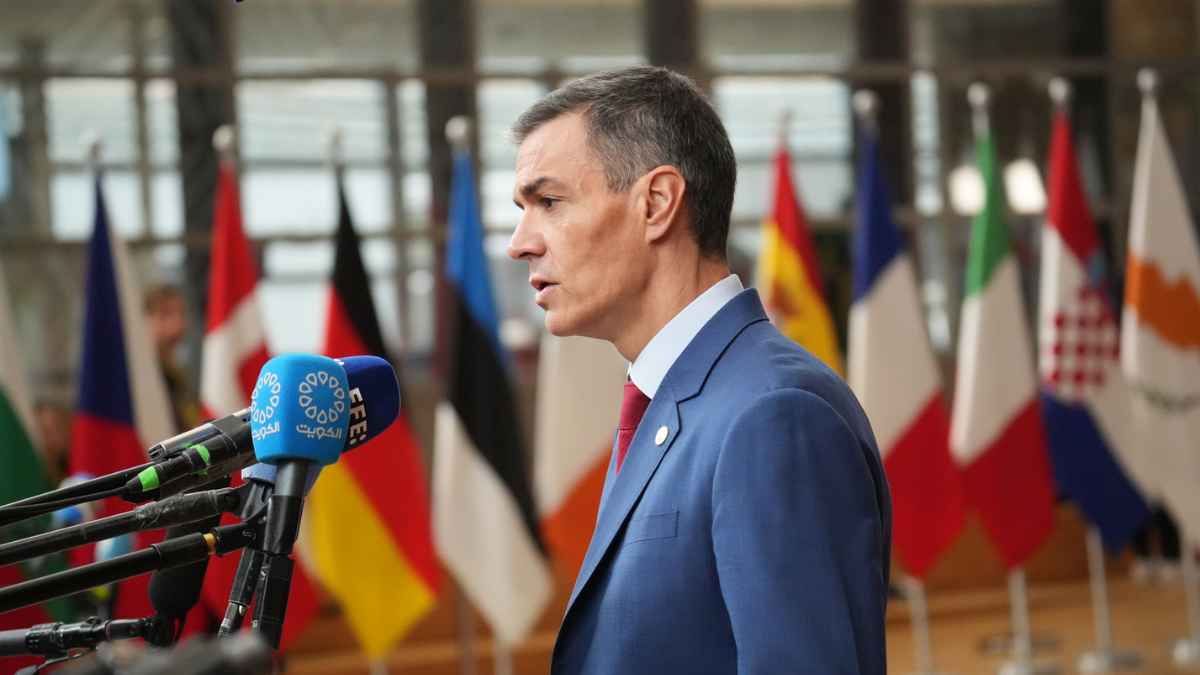 Pedro Sánchez durante una rueda de prensa tras el fallo del Tribunal de Justicia Europeo sobre la ayuda a pensionistas