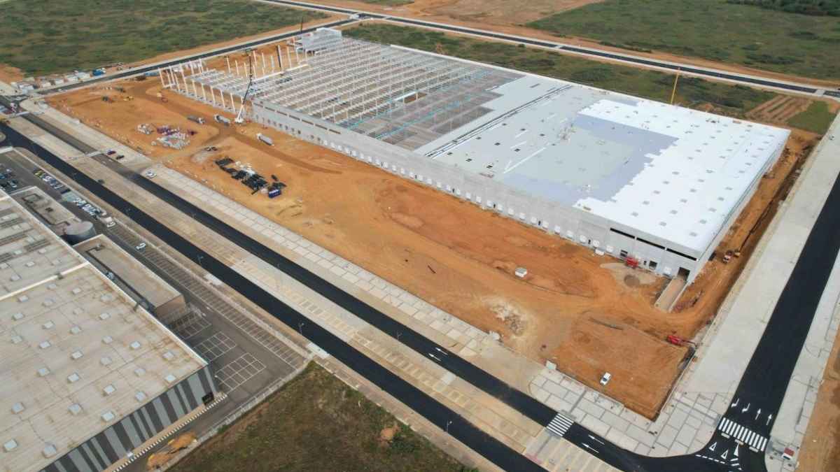 Construcción del nuevo centro logístico de Dia en Antequera que generará 200 empleos