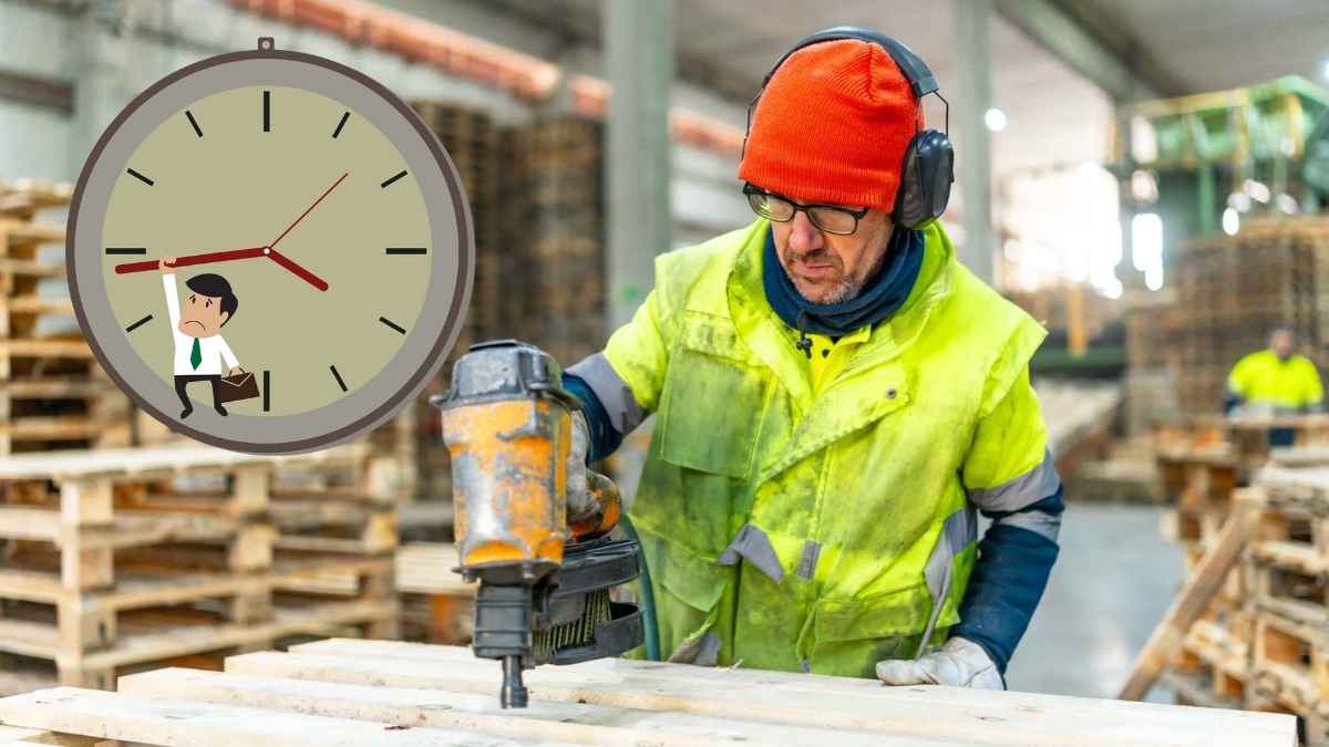Trabajador en una fábrica durante su jornada laboral tras un cambio de horario según el Estatuto de los Trabajadores