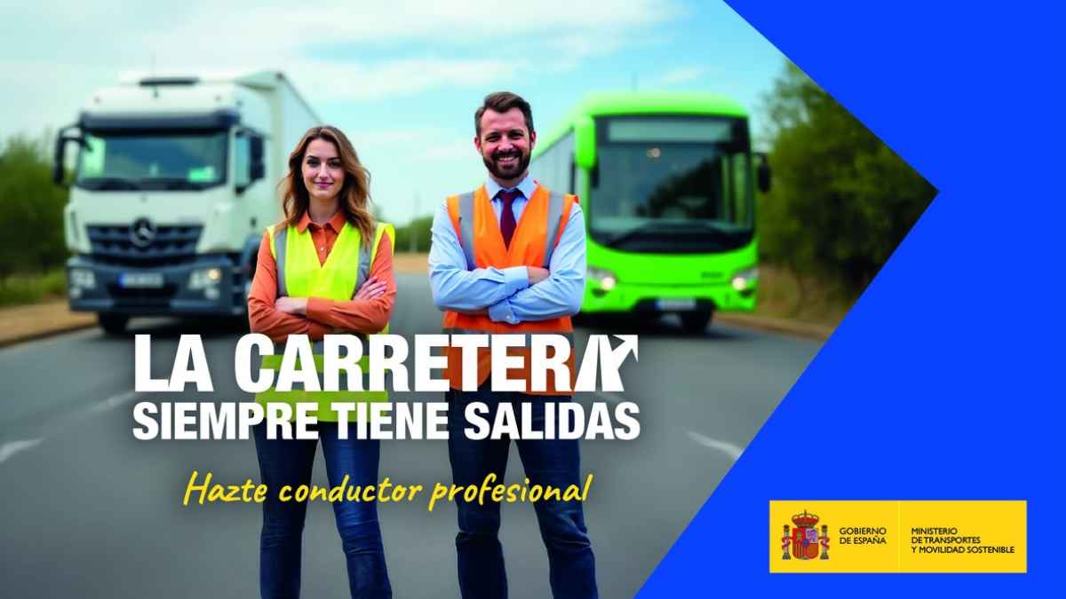 Conductores profesionales junto a camión y autobús en la campaña del Plan Reconduce con ayudas de hasta 3.000 euros