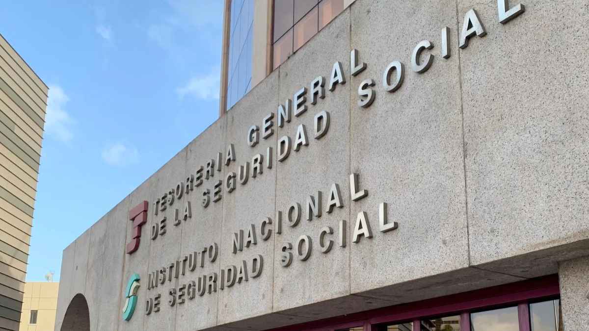Fachada del Instituto Nacional de la Seguridad Social por la subida de cotizaciones en 2026