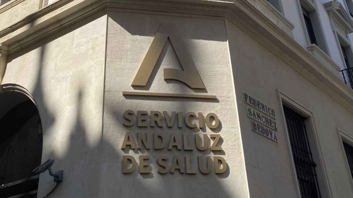 Sede del Servicio Andaluz de Salud con la nueva bolsa de empleo del SAS