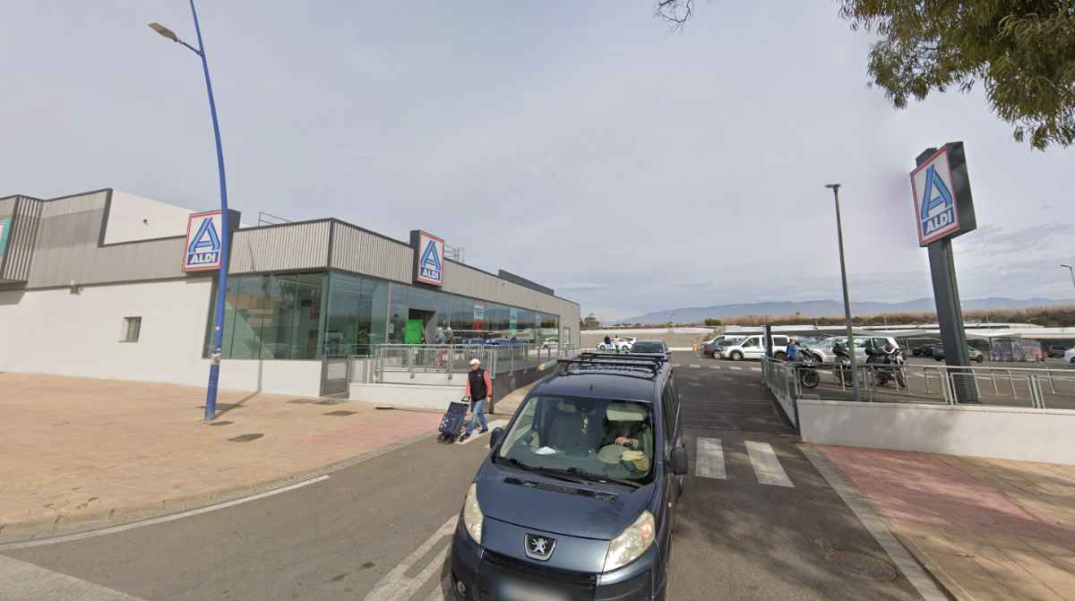 Infoemplea2 9 Supermercado Aldi en La Cañada (Almería) donde se oferta empleo de cajero-reponedor