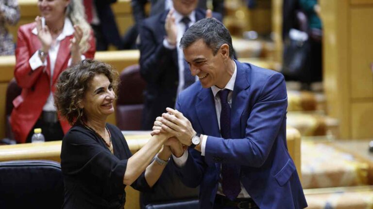 El Gobierno salva la subida de las pensiones separando el decreto del ...