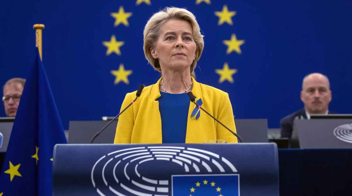 Presidenta de la Comisión Europea anunciando la directiva de transparencia salarial que obligará a informar del sueldo en 2026