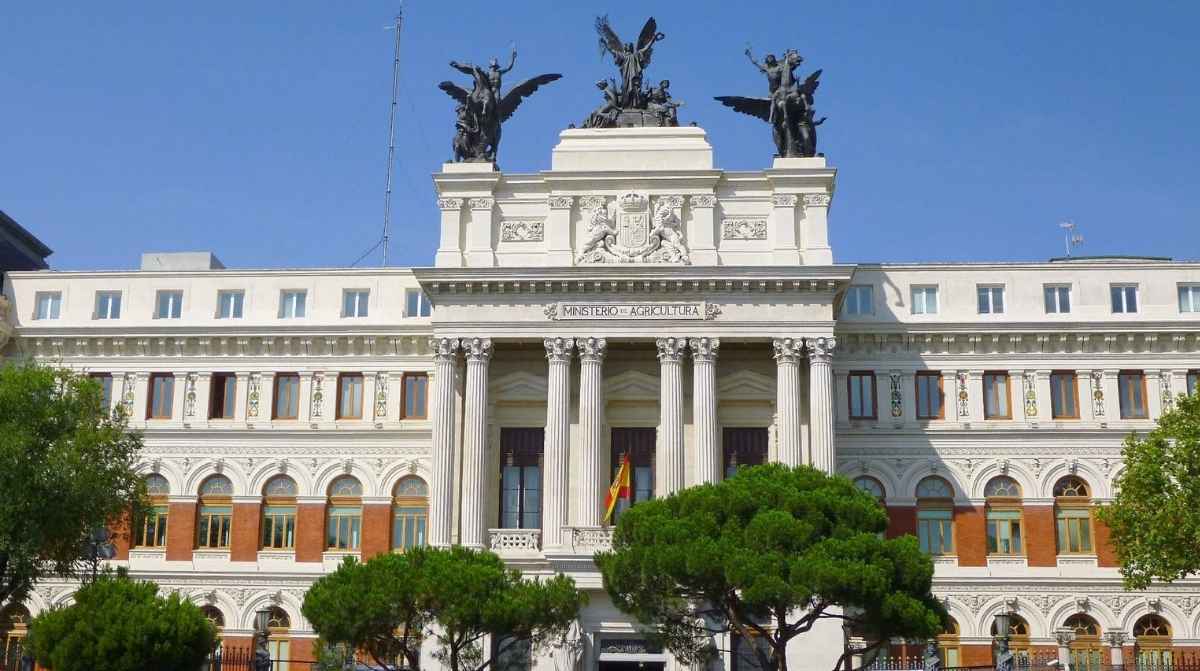 Edificio del Ministerio de Agricultura en Madrid tras la polémica por la filtración del examen de oposiciones