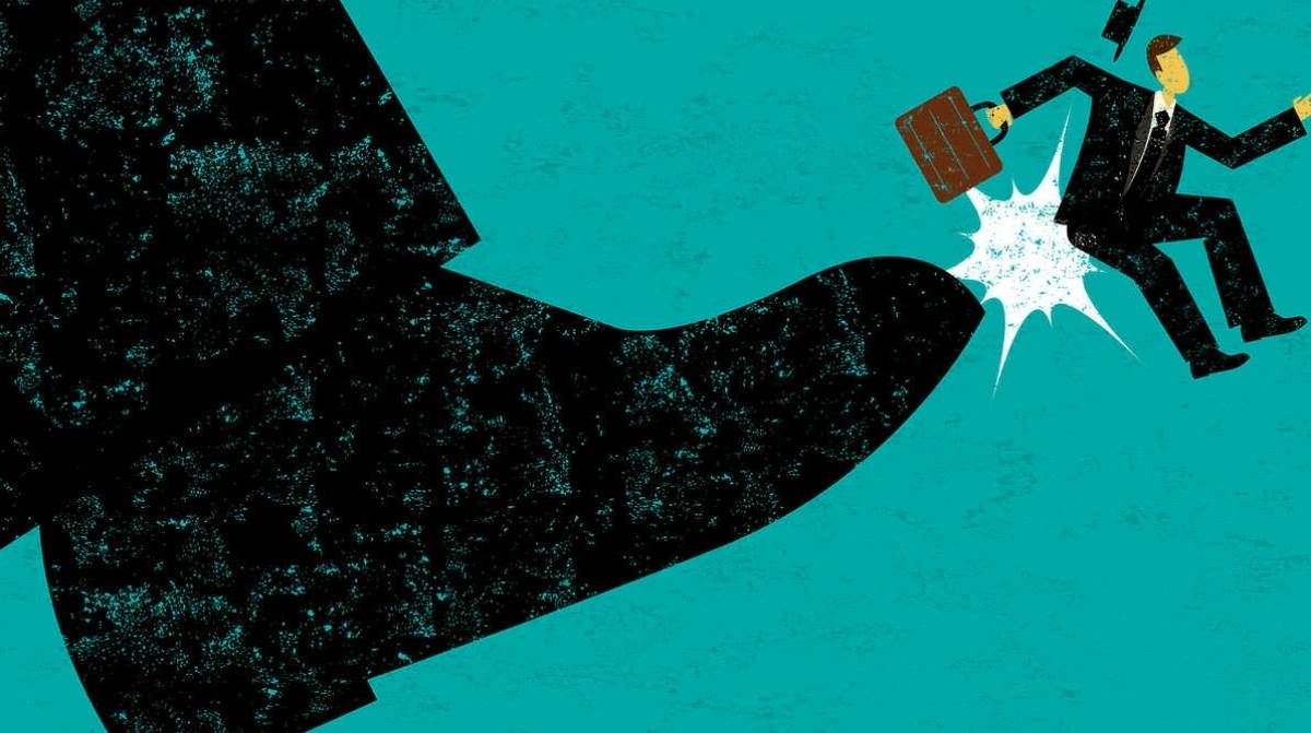 Ilustración de un despido laboral tras la decisión judicial que anuló el despido de un trabajador por llamar “payasa” a su jefa