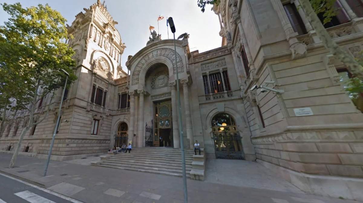 Tribunal Superior de Justicia de Cataluña que confirma despido por acoso a menor en prácticas