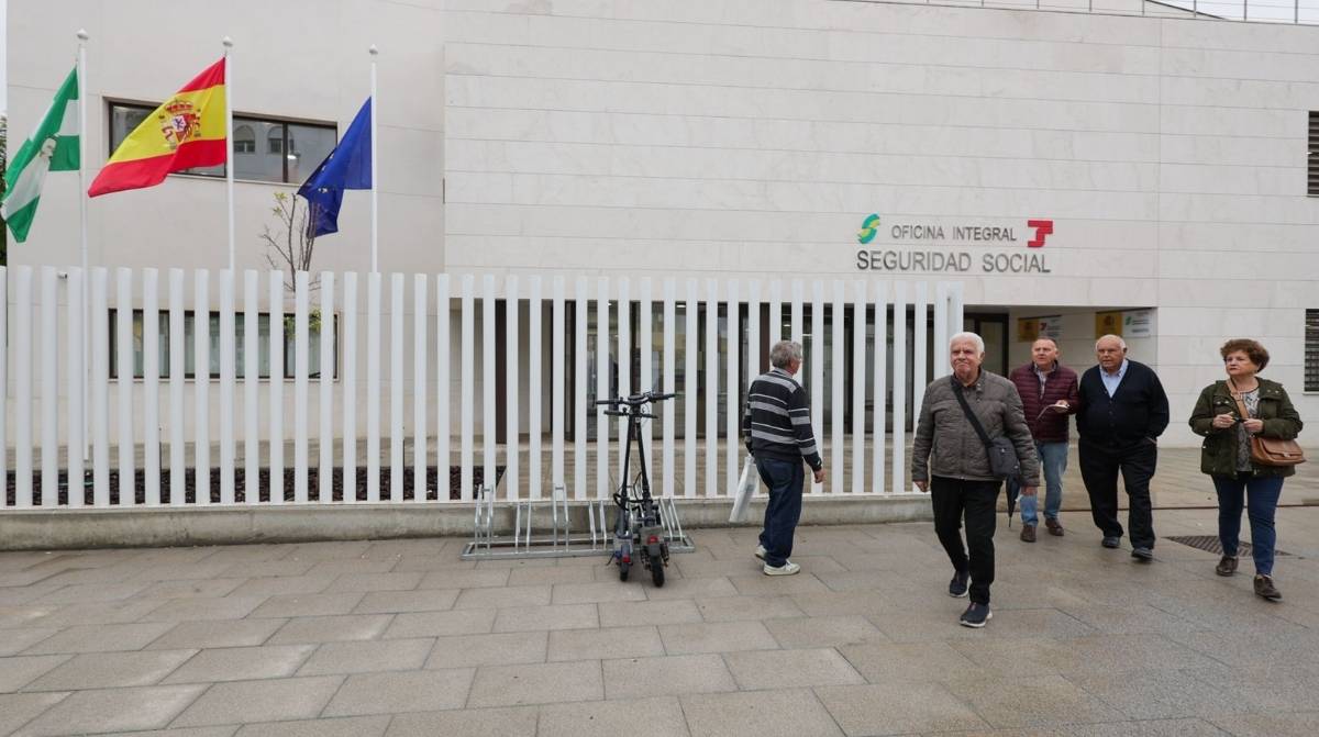 Entrada de una oficina de la Seguridad Social