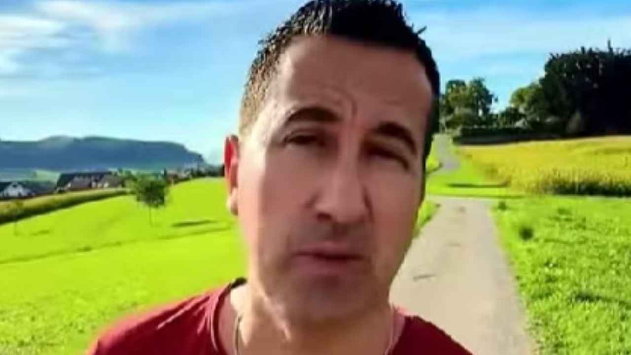 Antonio, ingeniero español residente en Suiza, durante su vídeo sobre salarios y coste de vida