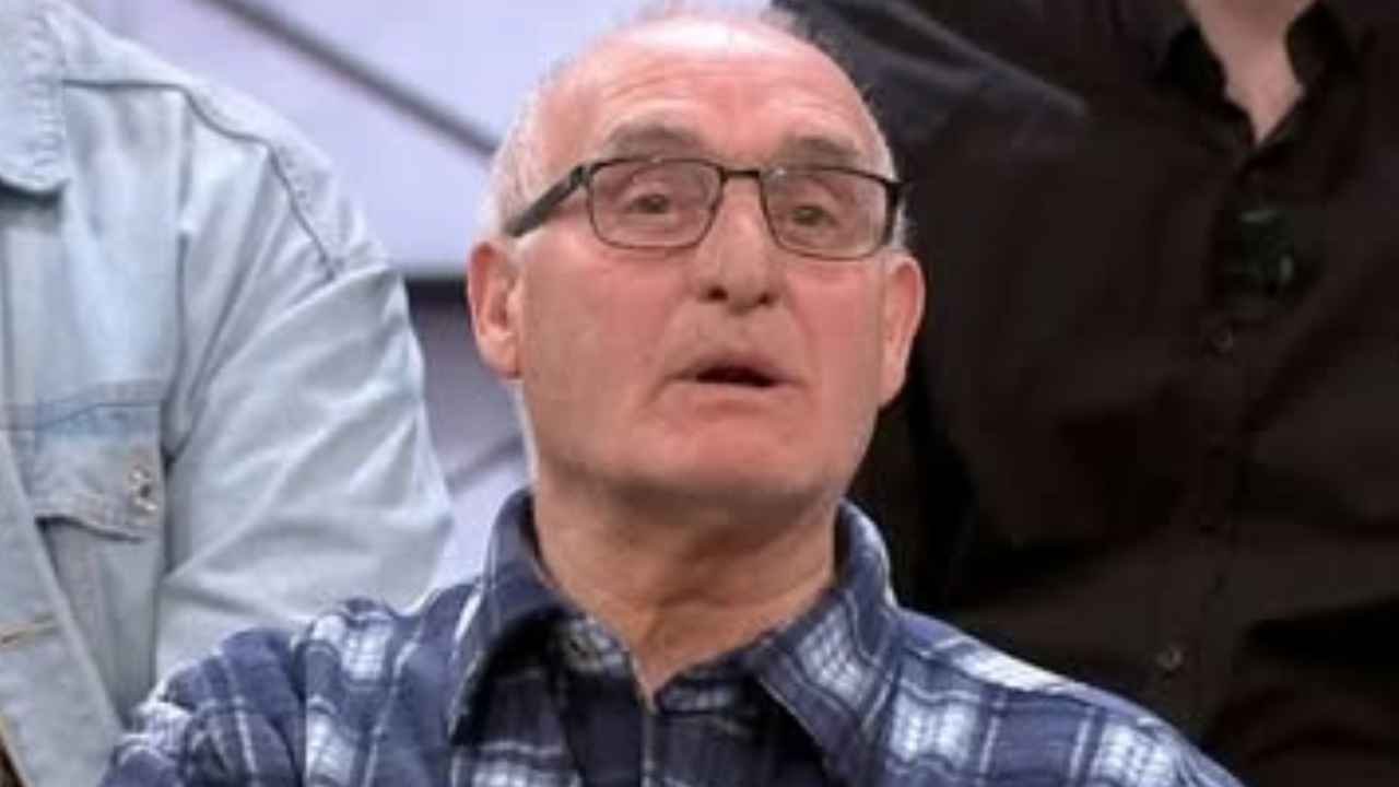 Juan Leo durante el debate sobre su pensión de jubilación de 1.600 euros.