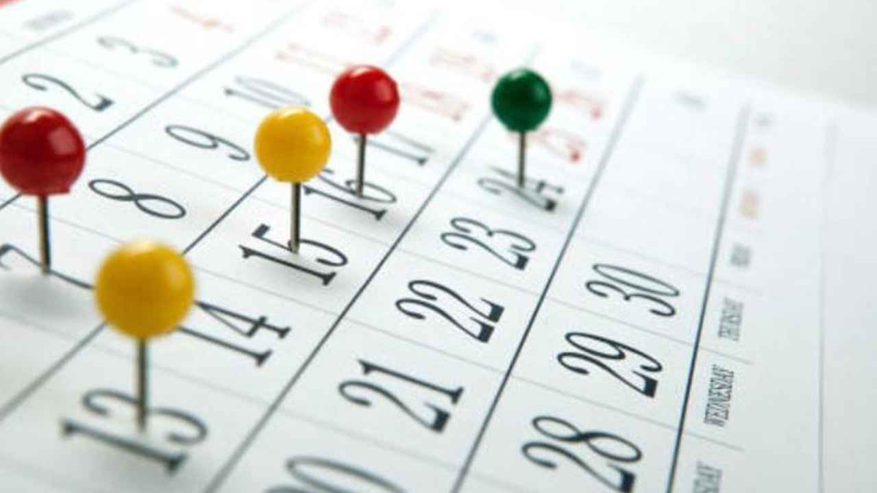 Calendario de octubre de 2026 con los días 9 y 12 marcados como festivos en la Comunitat Valenciana